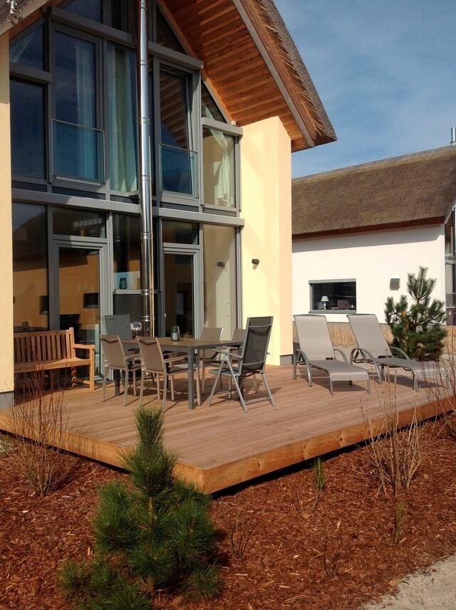 Ferienhaus in Heiligenhafen - Ostsee - Reetdachhaus Nr. 32 "Sonnendeck" im Strand Resort - Bild 9