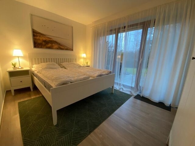 Ferienwohnung in Gustow - Ferienwohnung "Peter Pan" mit Sonnenterrasse & Garten zwischen Strand, Wald & Wiese auf Rügen! - Bild 8