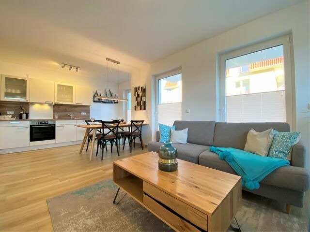 Ferienwohnung in K&uuml;hlungsborn - App. 2, Strandresidenz D&uuml;nenperle - Bild 3