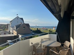 "Happy Ocean View"
