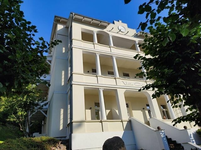 Ferienwohnung in Sellin - Ferienwohnung 11 f&uuml;r 4 Personen strandnah in Sellin auf R&uuml;gen Villa Celia WLAN SAUNA - Bild 2