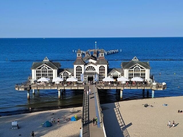 Ferienwohnung in Sellin - Ferienwohnung 3 in Sellin auf R&uuml;gen Villa Celia WLAN und Sauna 200 m vom Strand entfernt - Bild 12