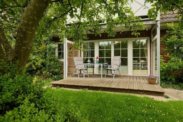 Ferienwohnung in Sch&ouml;nberger Strand - Holunderbusch - Bild 2