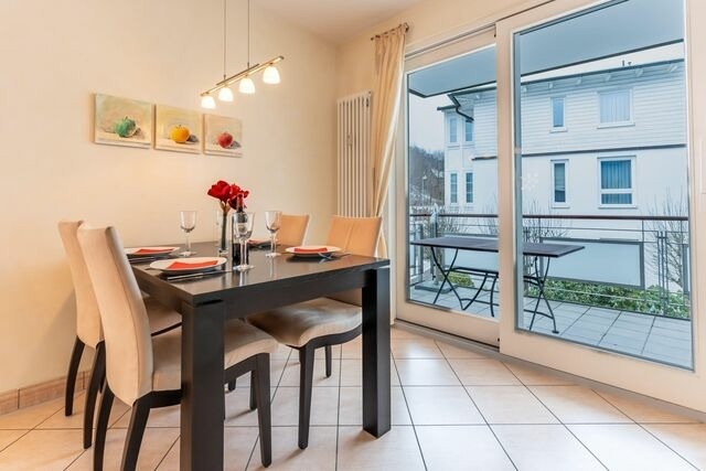 Ferienwohnung in Binz - Residenz am Kurpark: FeWo 8 K&uuml;stenzeit Kamin, Aufzug & Parkplatz in Binz!, 300 m bis zum Strand - Bild 4