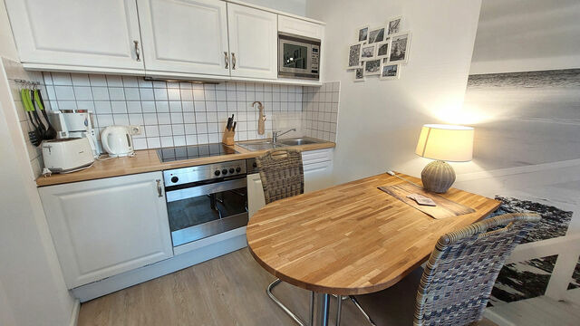 Ferienwohnung in Binz - Haus Jahreszeiten, Whg. 8 - Strandnah - Bild 4